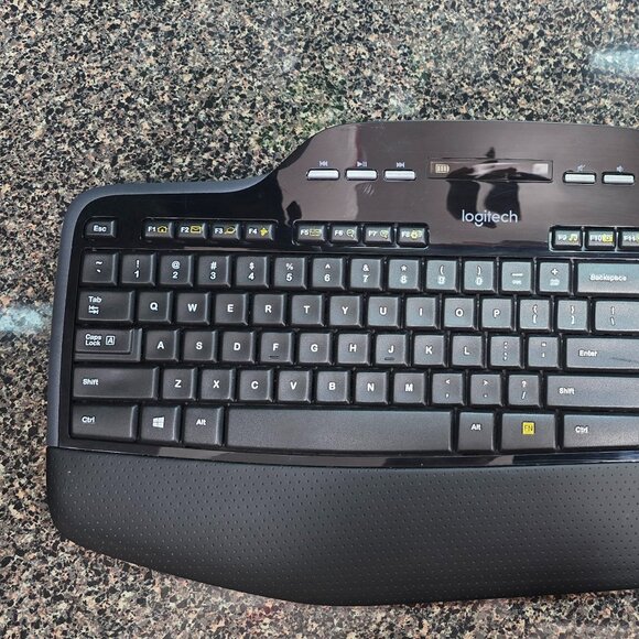 Logitech MK710 Wireless Keyboard W/LCD Screen /No Dongle/ Open Box/Keyboard Only - Picture 3 of 10